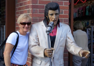 You never know who you'll meet on the street in Nashville.